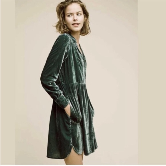 Anthropologie Dresses & Skirts - Holding Horses Green Velvet Dress large